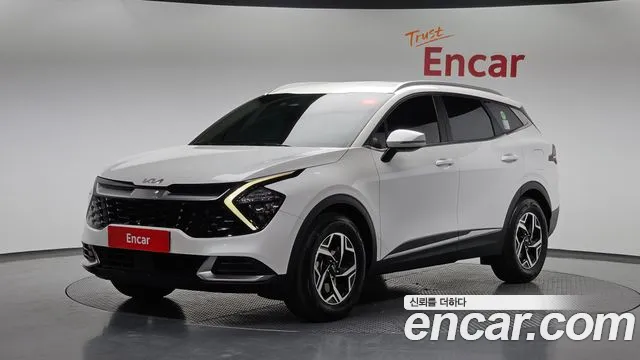 Kia Sportage 2023 — photo 1