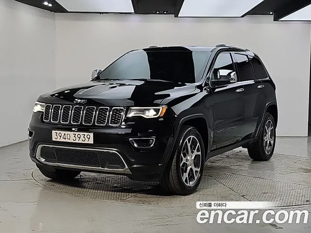 Jeep Cherokee 2021 — photo 1