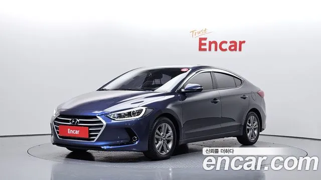 Hyundai AVANTE 2017 — photo 1