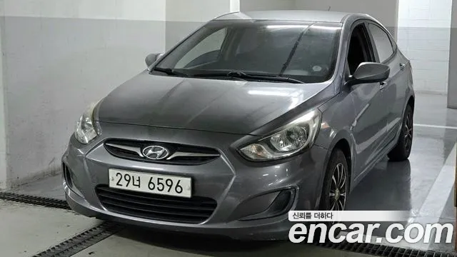 Hyundai Accent 2014 — photo 1