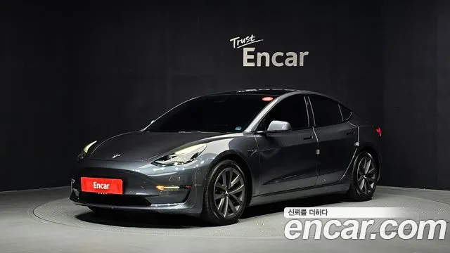 Tesla Model 3 2022 — photo 1