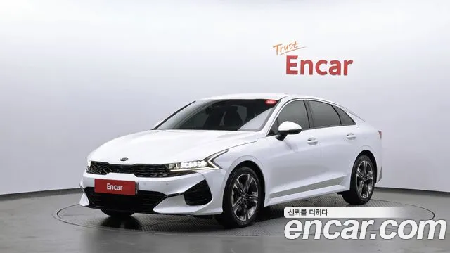 Kia K5 2020 — photo 1