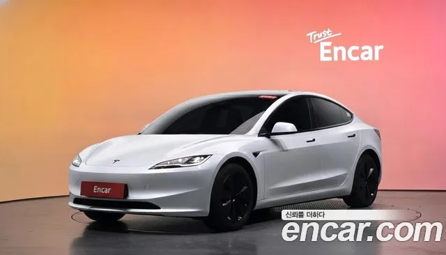 Tesla Model 3 2025 — photo 1