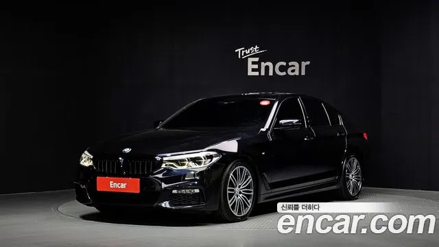 BMW 5-Series 2017 — photo 1