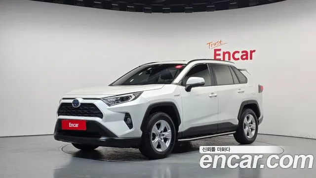 Toyota RAV4 2020 — photo 1