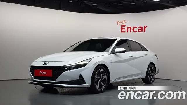 Hyundai AVANTE 2021 — photo 1