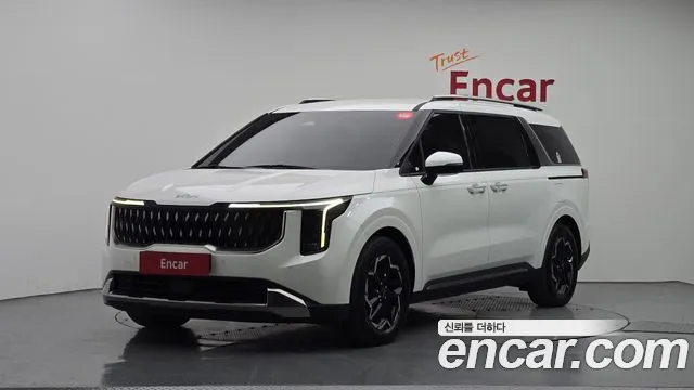 Kia Canival 2025 — photo 1