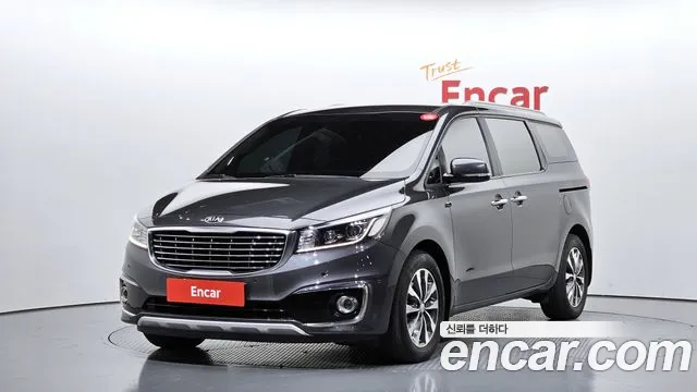Kia Canival 2018 — photo 1
