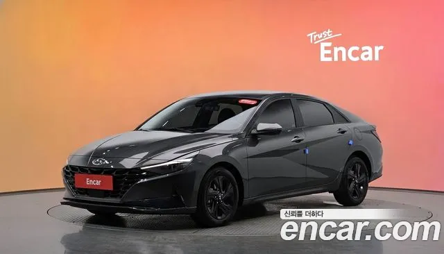 Hyundai AVANTE 2023 — photo 1