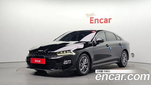 Kia K5 2023 — photo 1