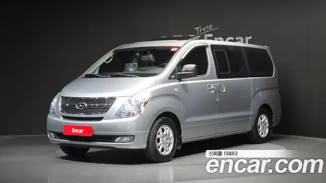 Hyundai Starex 2014 — photo 1