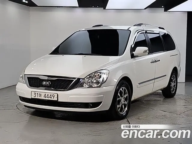 Kia Canival 2014 — photo 1