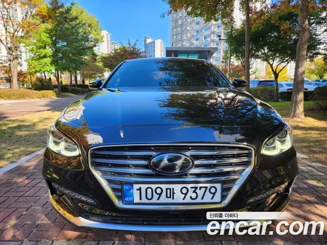 Hyundai Grandeur 2018 — photo 1