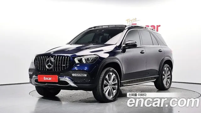 Mercedes-Benz GLE-Class 2022 — photo 1