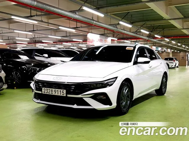 Hyundai AVANTE 2025 — photo 1