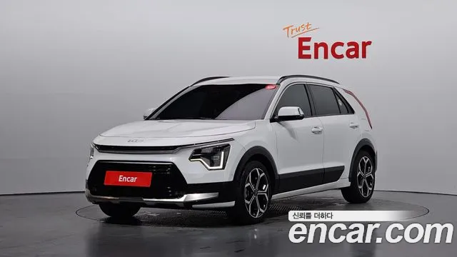 Kia Niro 2022 — photo 1