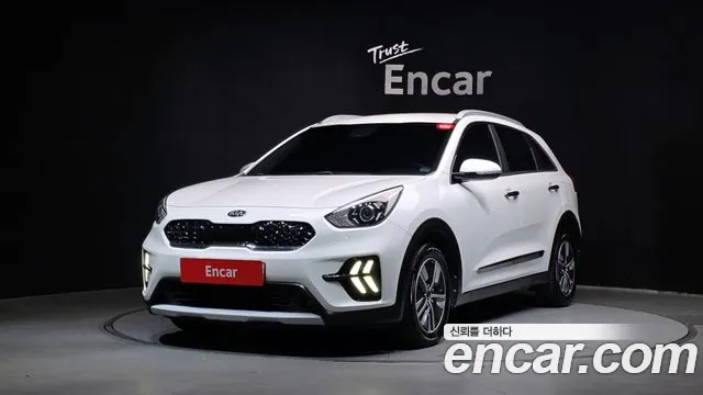 Kia Niro 2020 — photo 1