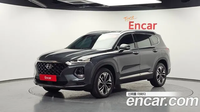 Hyundai Santafe 2019 — photo 1