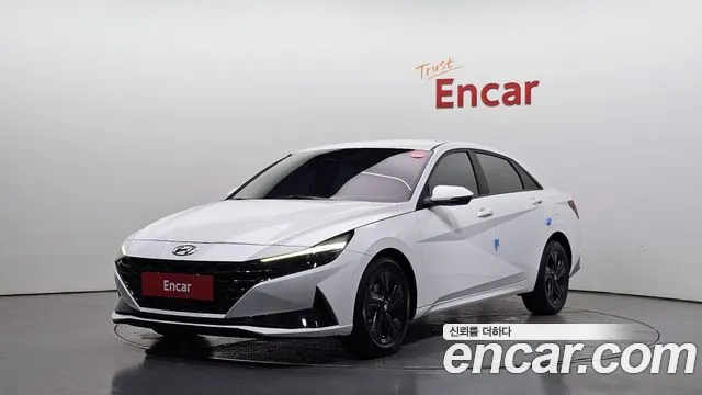 Hyundai AVANTE 2023 — photo 1