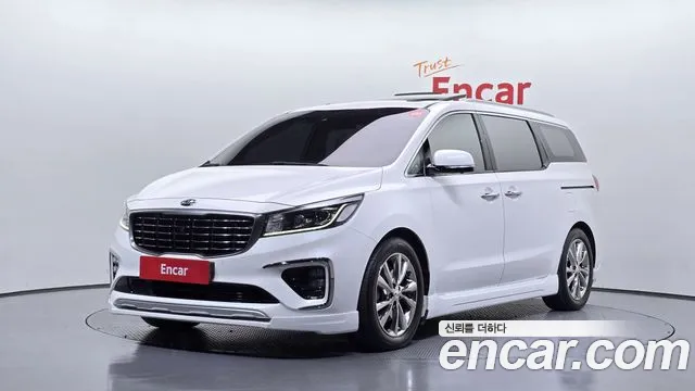 Kia Canival 2019 — photo 1