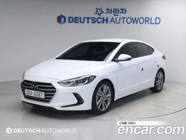 Hyundai AVANTE 2018 — photo 1
