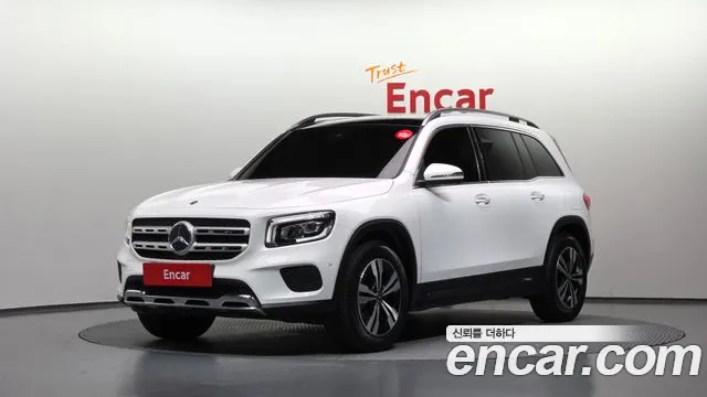 Mercedes-Benz GLB-Class 2021 — photo 1