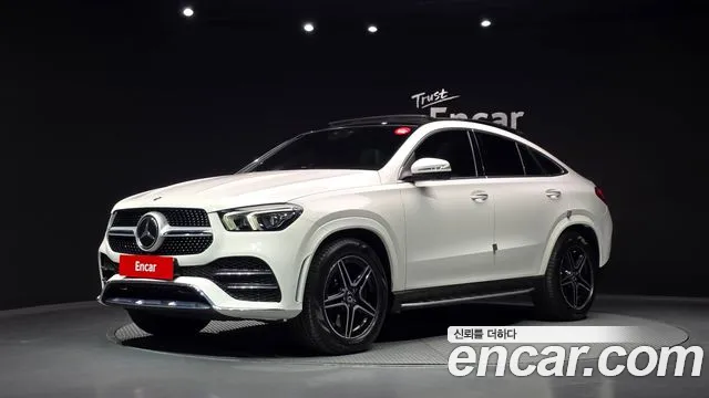 Mercedes-Benz GLE-Class 2020 — photo 1
