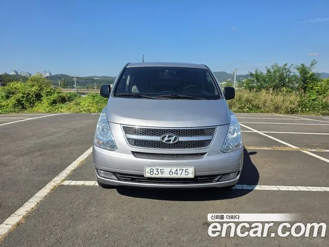 Hyundai Starex 2012 — photo 1