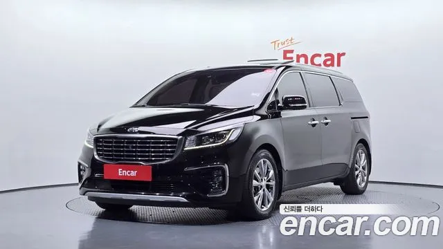 Kia Canival 2019 — photo 1