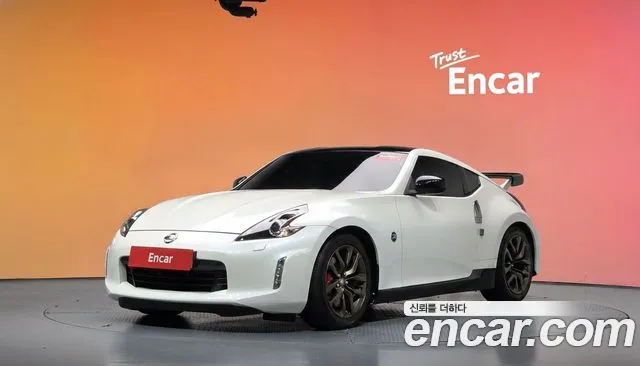 Nissan 370Z 2018 — photo 1