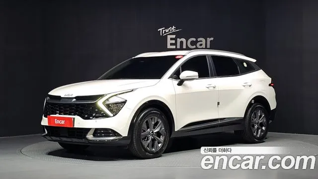 Kia Sportage 2022 — photo 1