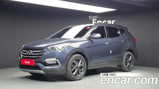 Hyundai Santafe 2017 — photo 1