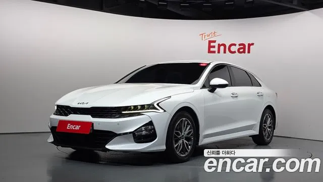 Kia K5 2022 — photo 1