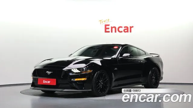 Ford Mustang 2019 — photo 1