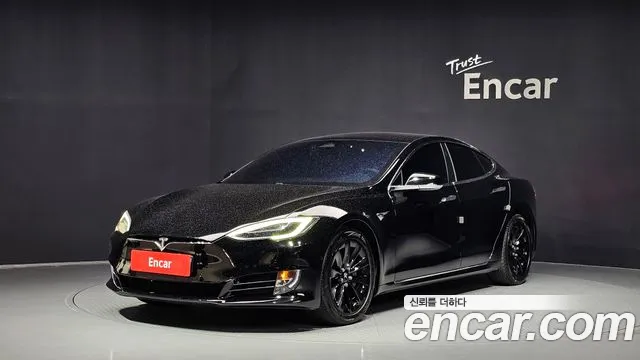 Tesla Model S 2017 — photo 1