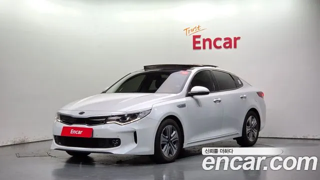 Kia K5 2017 — photo 1