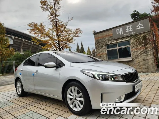 Kia K3 2016 — photo 1