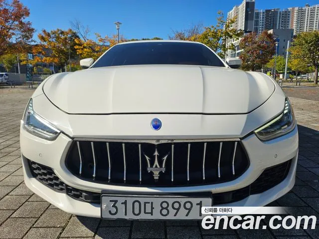Maserati Ghibli 2018 — photo 1