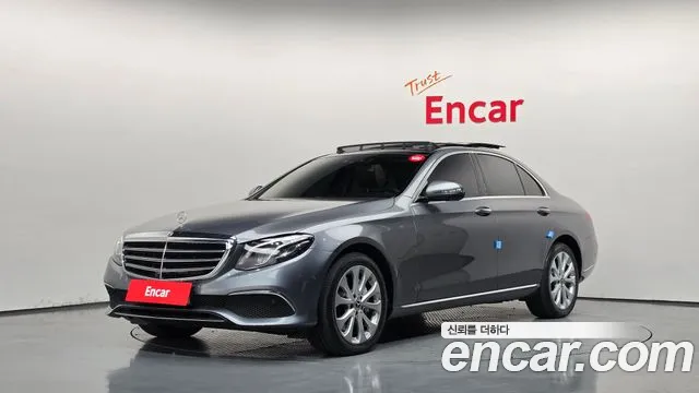 Mercedes-Benz E-Class 2017 — photo 1
