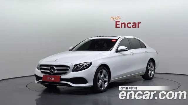 Mercedes-Benz E-Class 2018 — photo 1