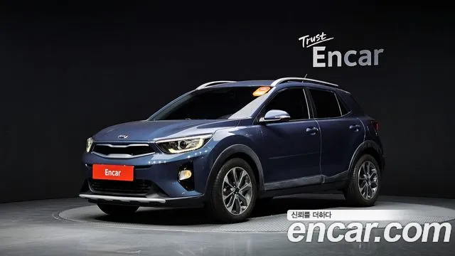 Kia Stonic 2018 — photo 1