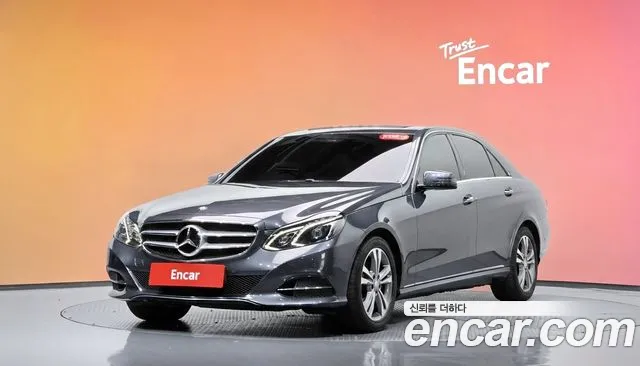 Mercedes-Benz E-Class 2014 — photo 1
