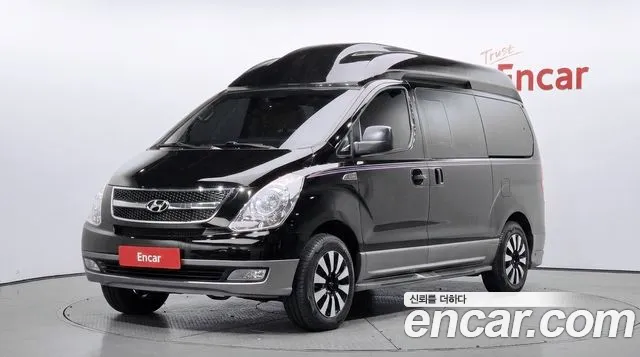Hyundai Starex 2015 — photo 1