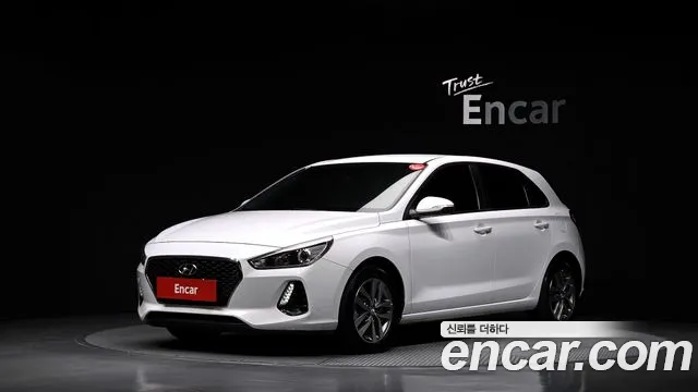 Hyundai i30 2018 — photo 1