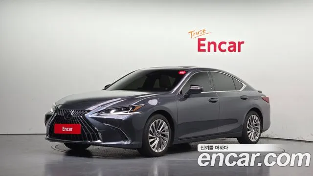 Lexus ES 2024 — photo 1