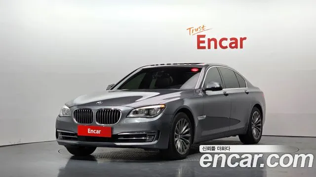 BMW 7-Series 2015 — photo 1