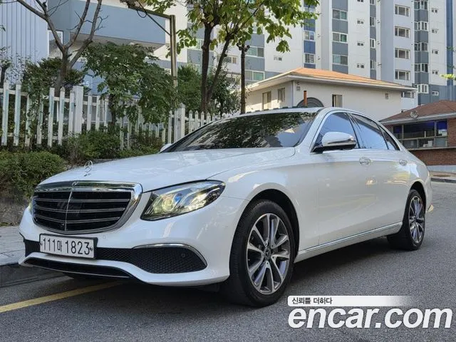 Mercedes-Benz E-Class 2020 — photo 1