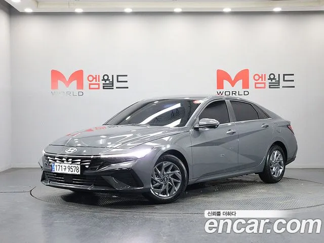 Hyundai AVANTE 2025 — photo 1