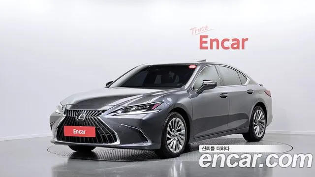 Lexus ES 2024 — photo 1