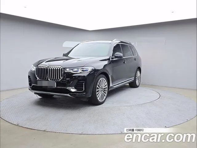 BMW X7 2021 — photo 1